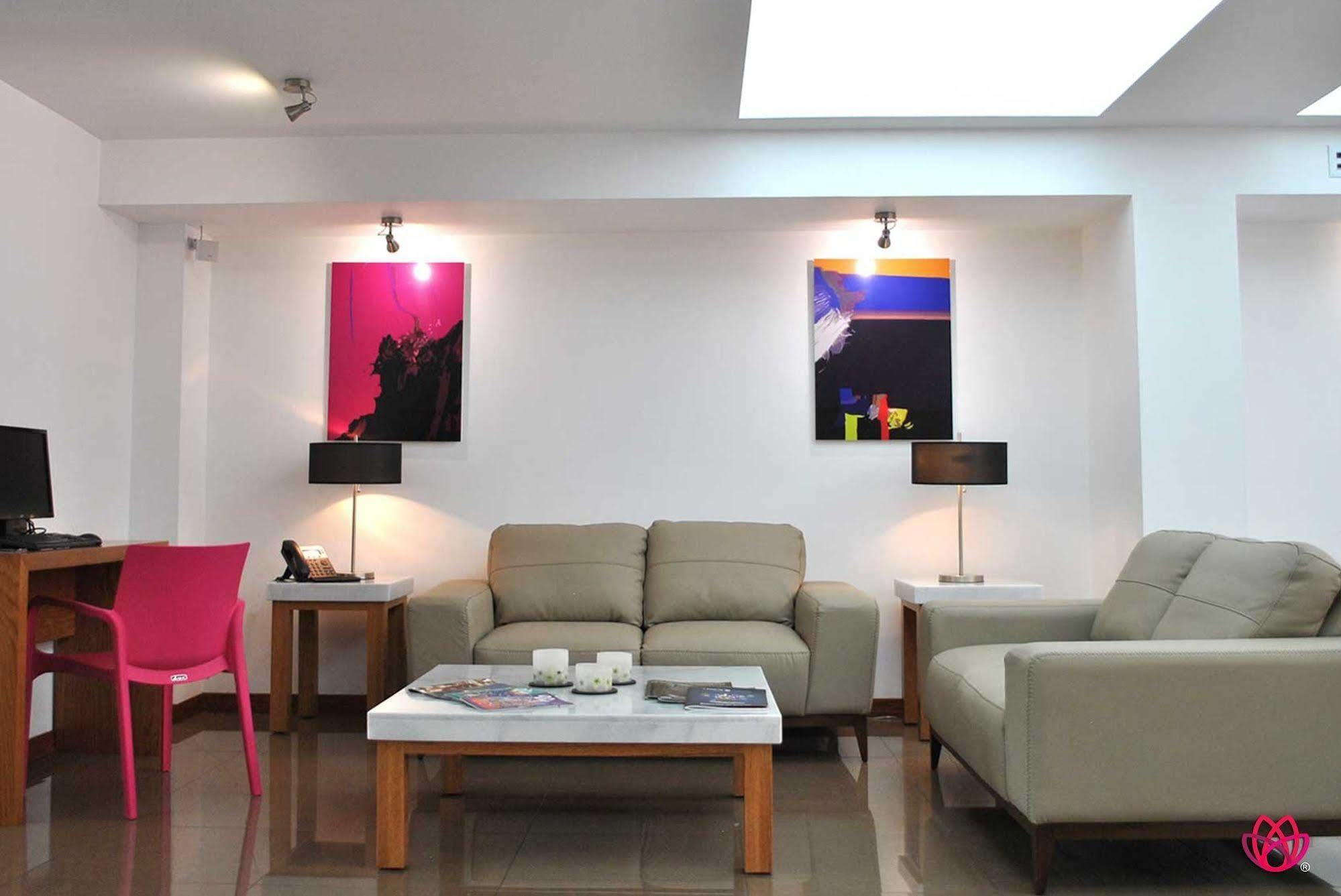 Hotel Y Tu Expo Guadalajara Extérieur photo