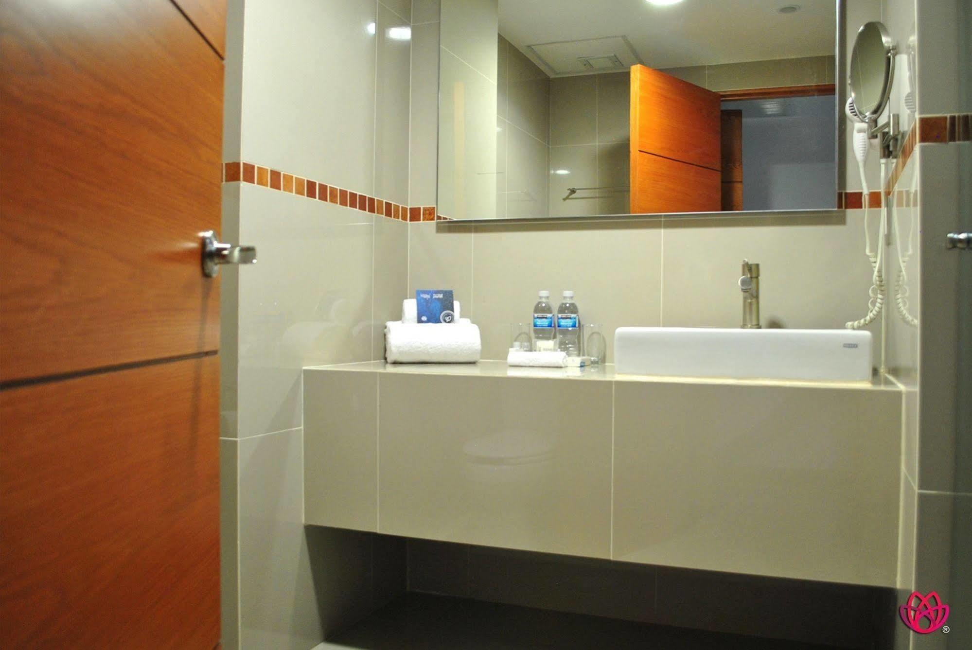 Hotel Y Tu Expo Guadalajara Extérieur photo