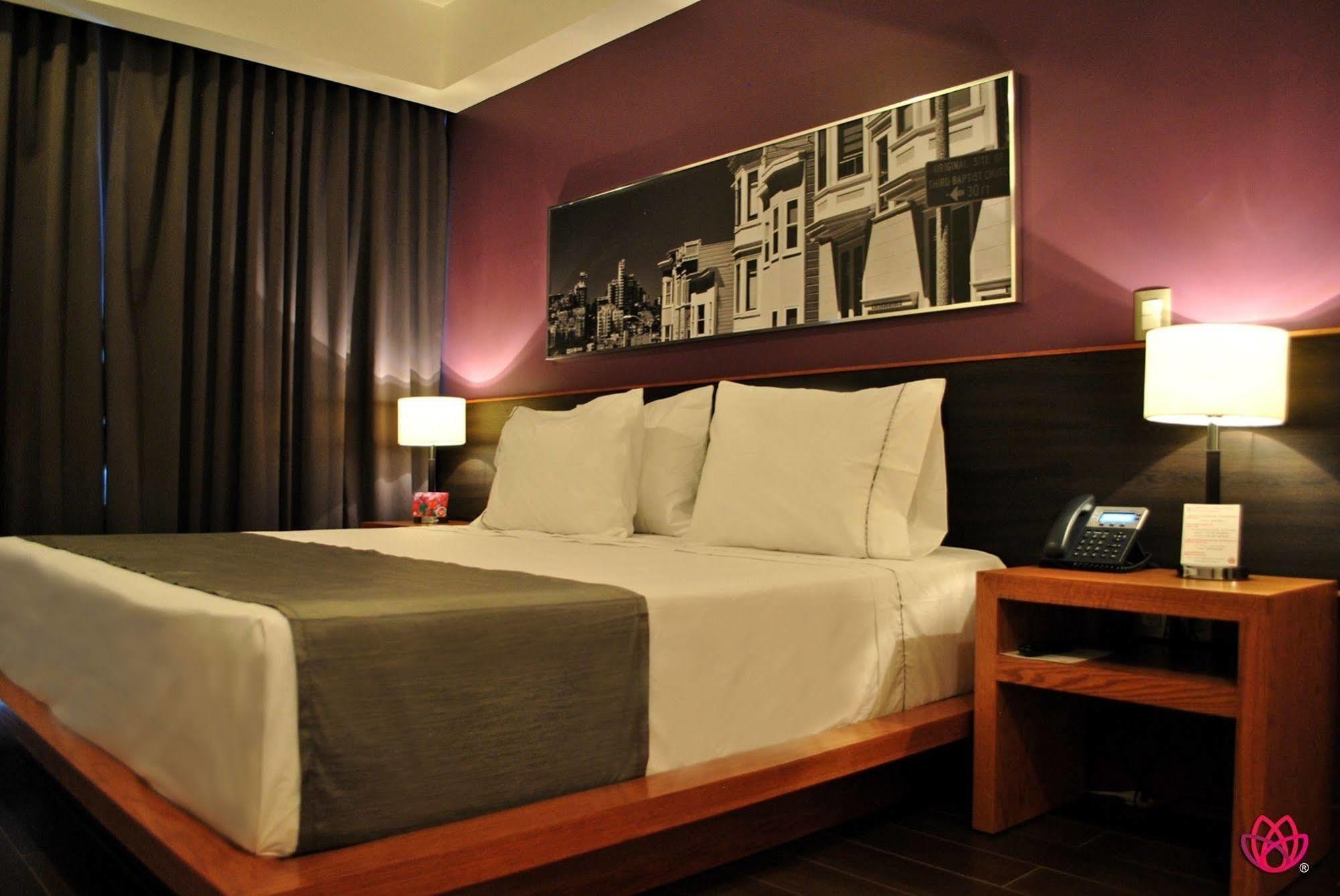 Hotel Y Tu Expo Guadalajara Extérieur photo