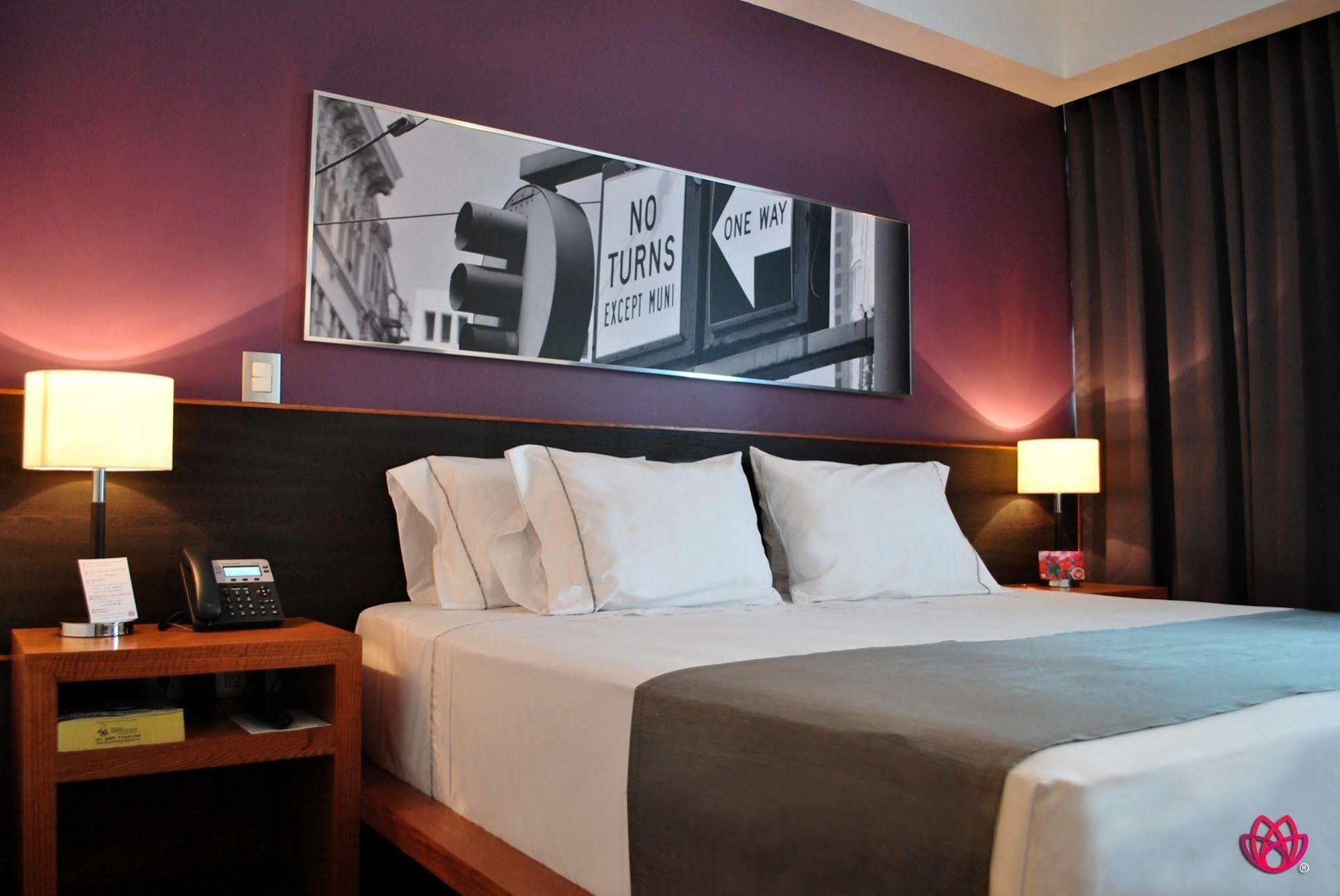 Hotel Y Tu Expo Guadalajara Extérieur photo